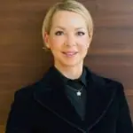 Anita, Rezeptionistin